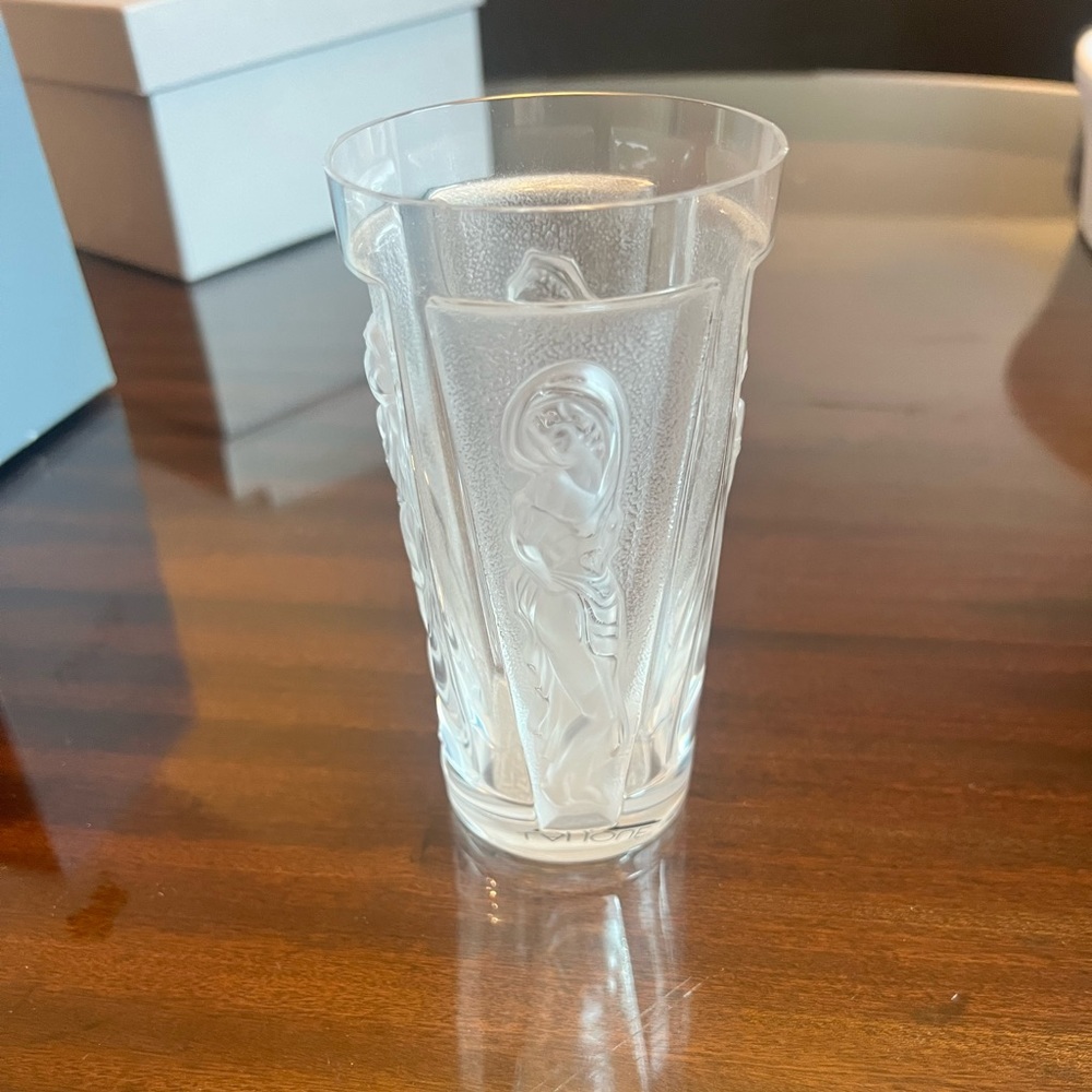 COPY - Lalique Muses Chope Chope Glass